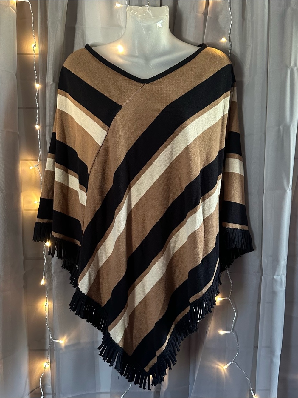 Nina Leonard Knit Poncho sz OS Tan White Black Stripes Fringe Cotton Blend